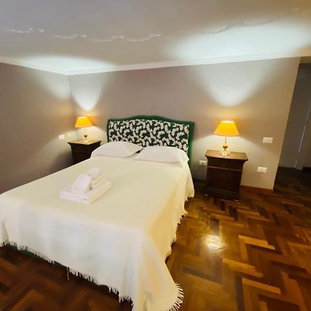Around Toledo Hotel Naples Luaran gambar